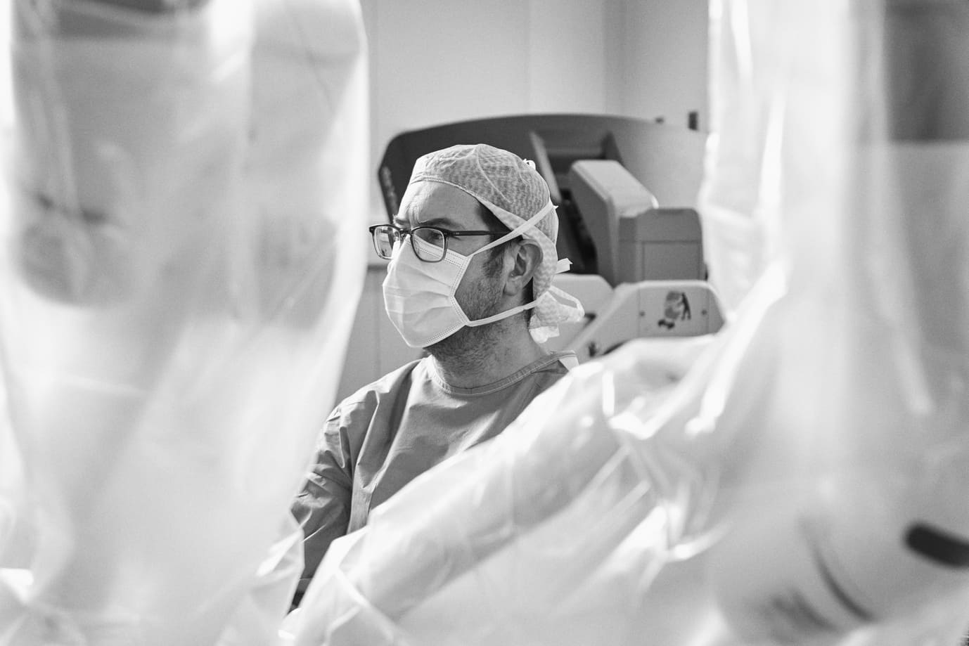 Olivier Dumonceau, docteur urologue en intervention
